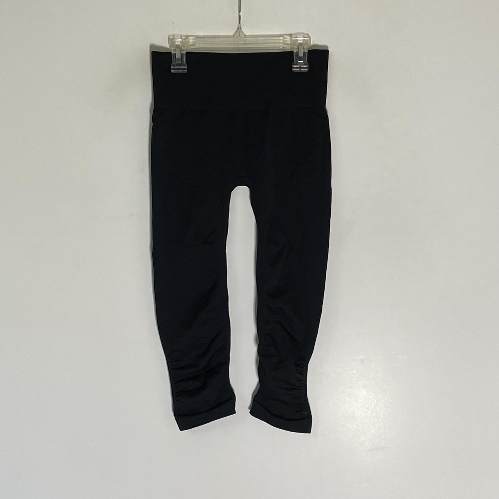 Tek Gear Leggings Womens S/M Black Capri High Rise Elastic Waist Stretch Knit